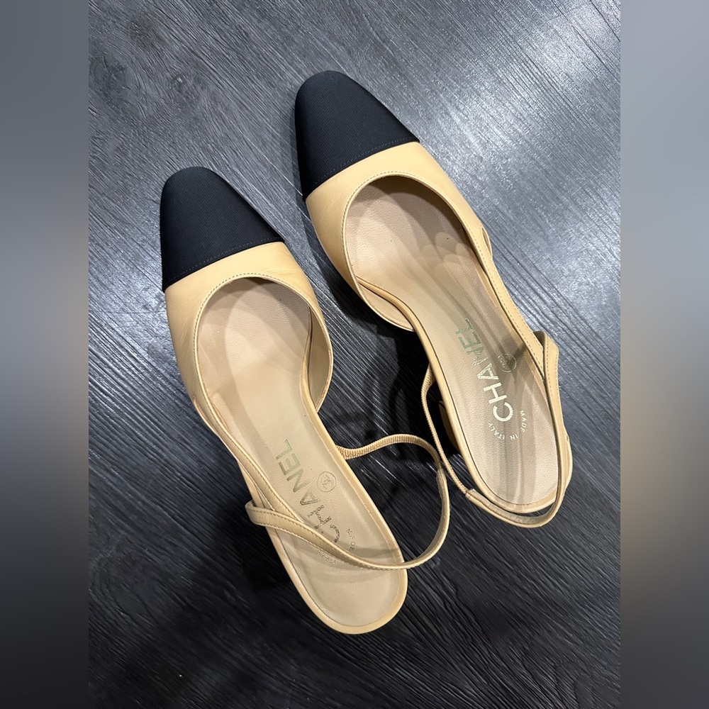 Chanel Slingbacks beige&black